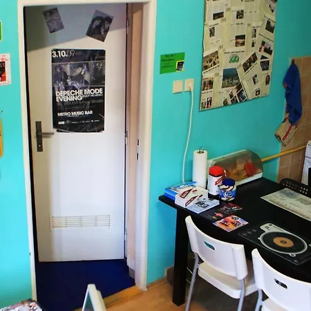 Hostel Ruta 80 *
